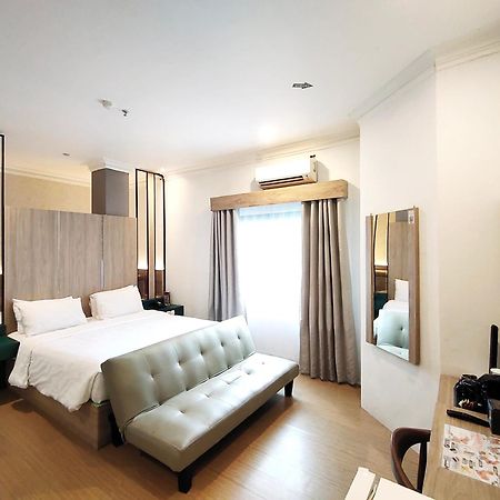 Royal Park Hotel Samarinda Dış mekan fotoğraf