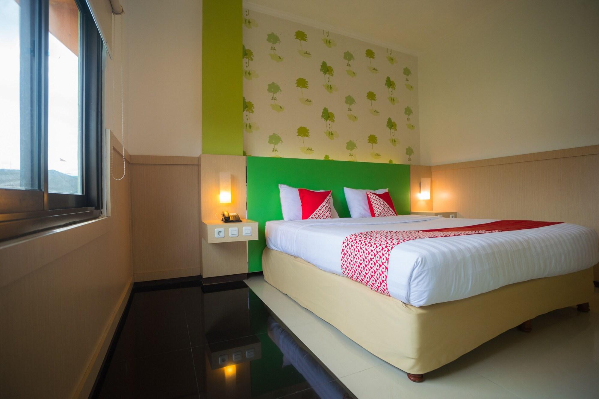Royal Park Hotel Samarinda Dış mekan fotoğraf