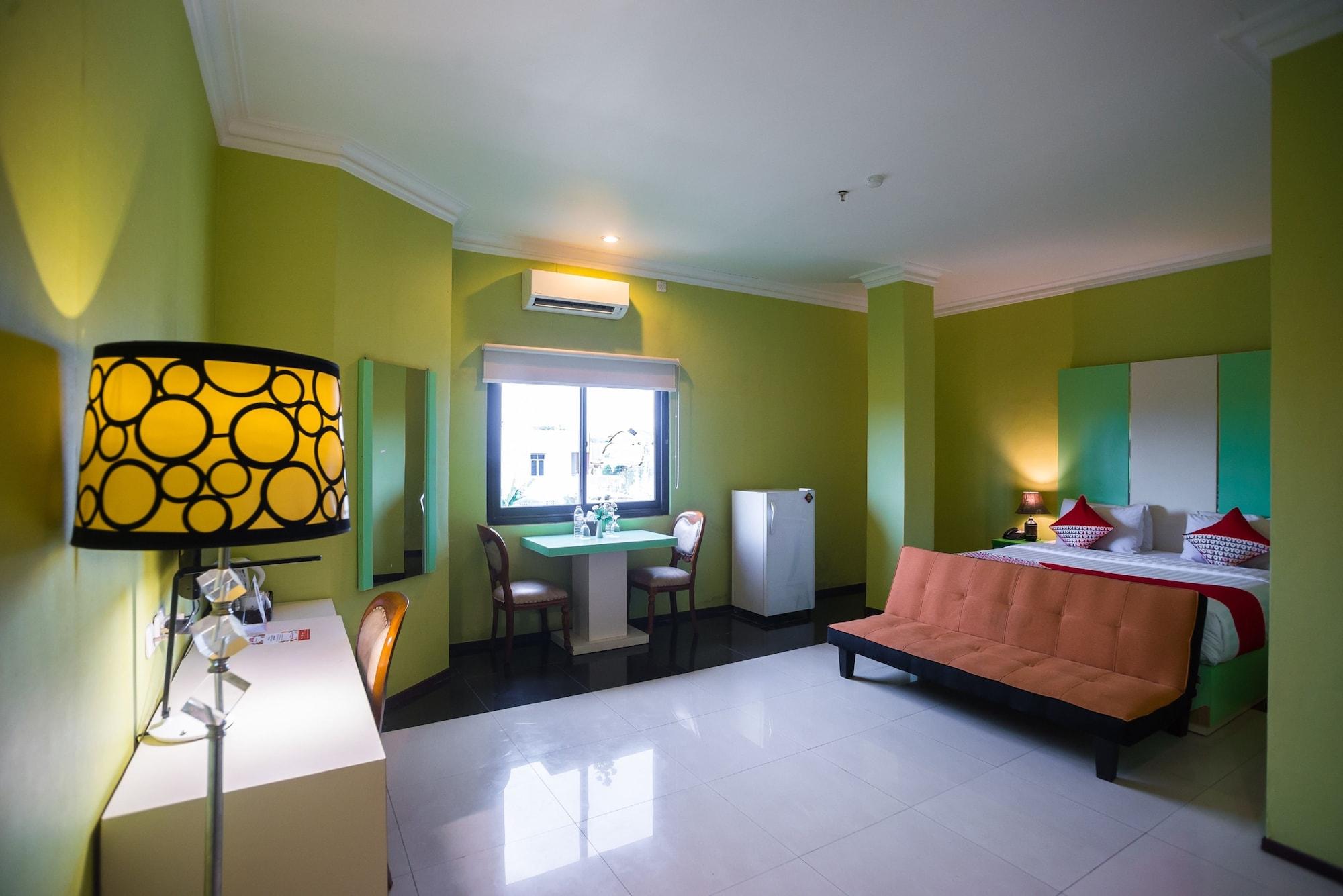 Royal Park Hotel Samarinda Dış mekan fotoğraf