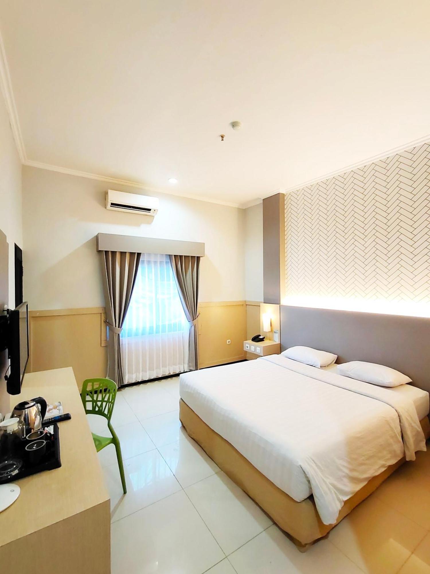 Royal Park Hotel Samarinda Dış mekan fotoğraf