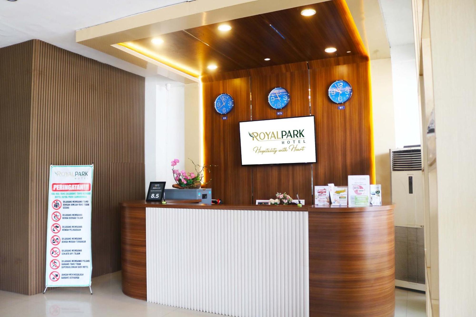 Royal Park Hotel Samarinda Dış mekan fotoğraf