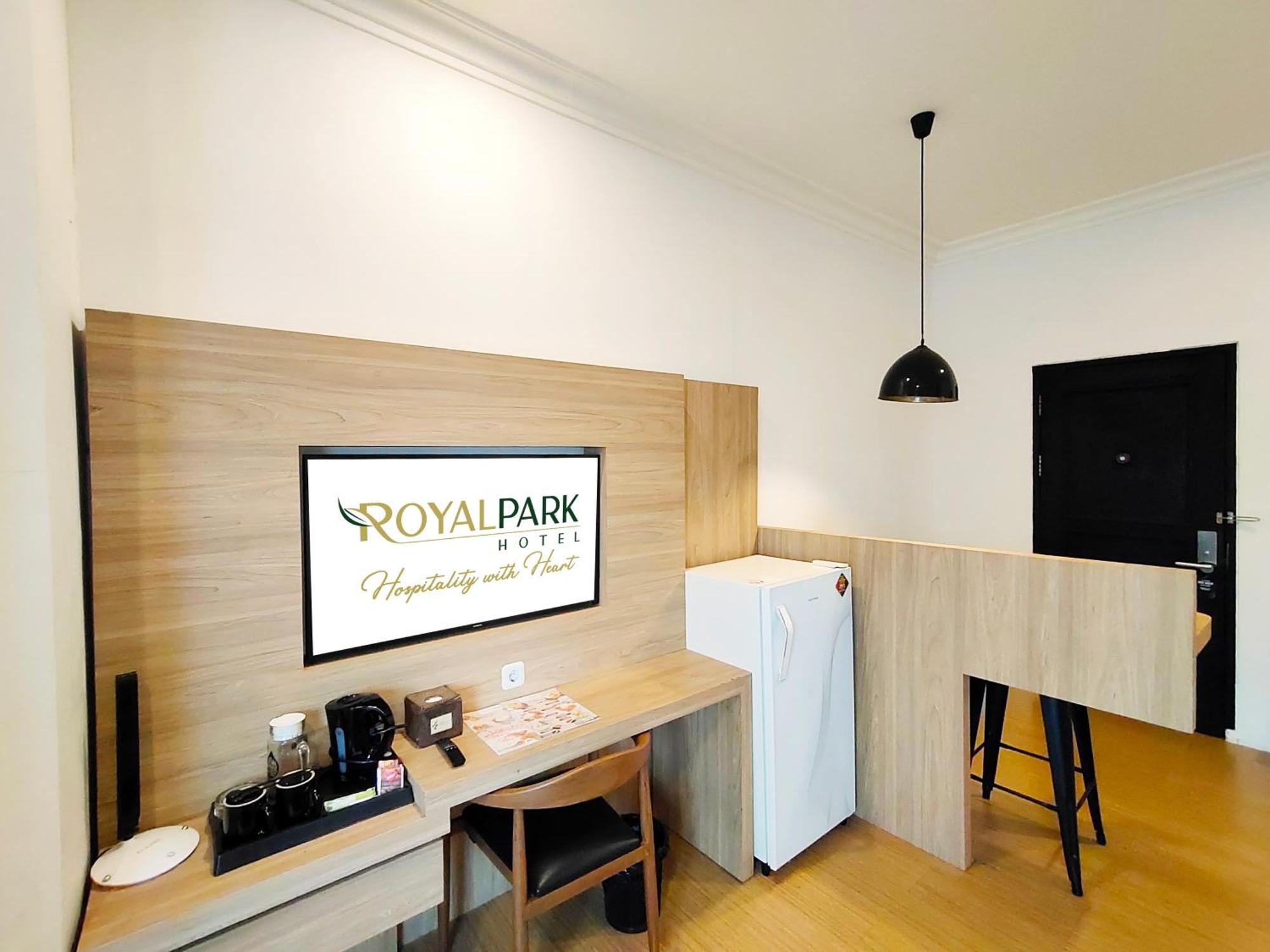 Royal Park Hotel Samarinda Dış mekan fotoğraf