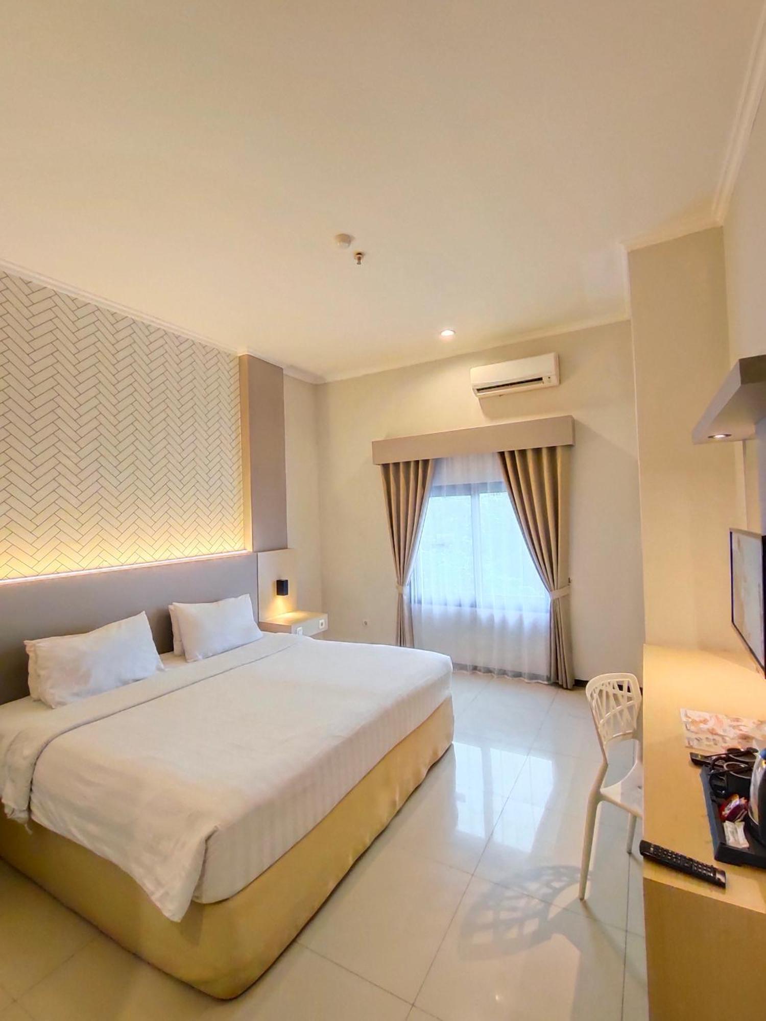 Royal Park Hotel Samarinda Dış mekan fotoğraf
