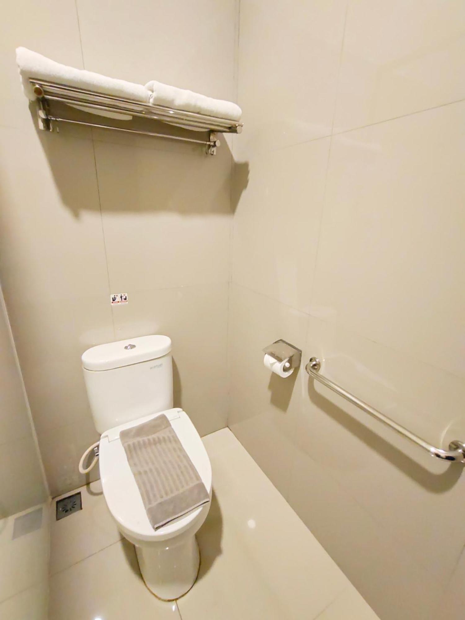 Royal Park Hotel Samarinda Dış mekan fotoğraf