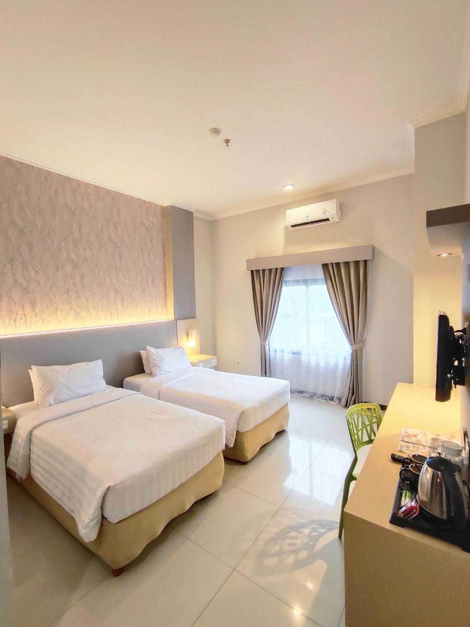 Royal Park Hotel Samarinda Dış mekan fotoğraf