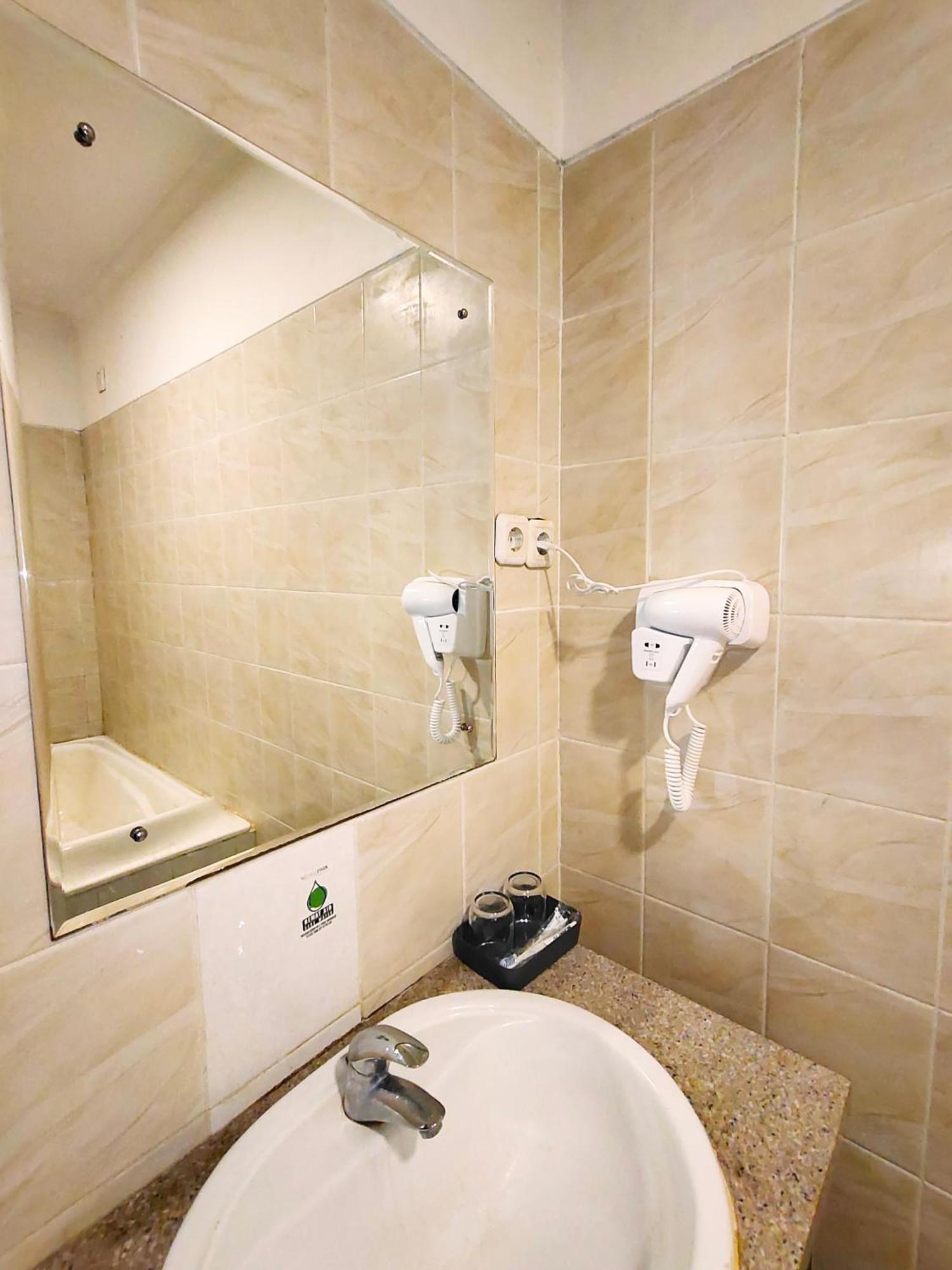 Royal Park Hotel Samarinda Dış mekan fotoğraf